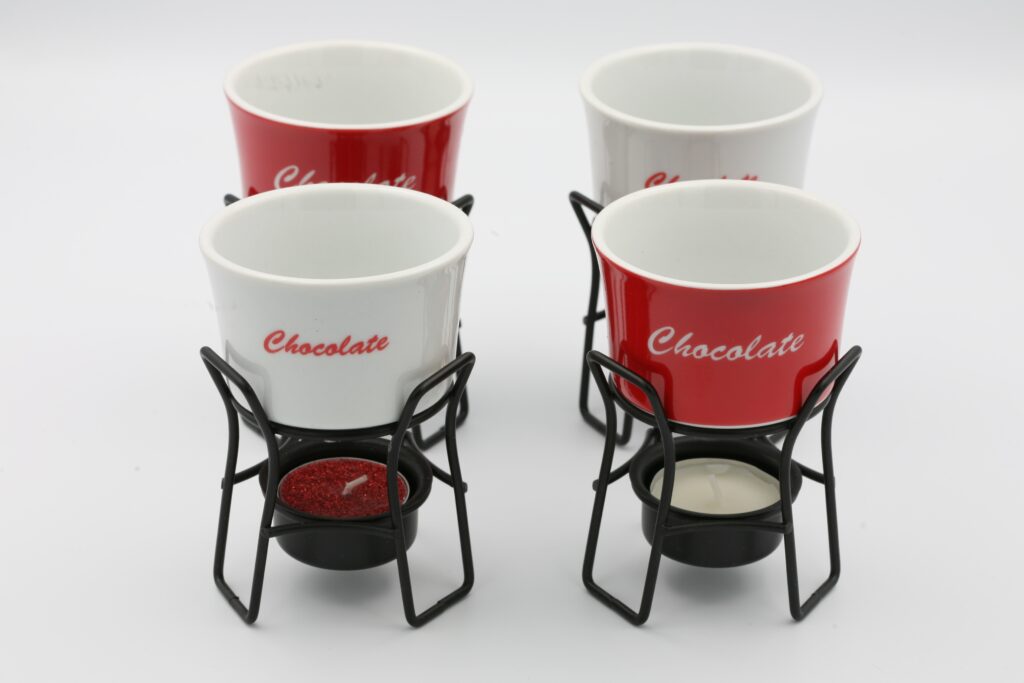 4 petits caquelons individuels à fondue au chocolat